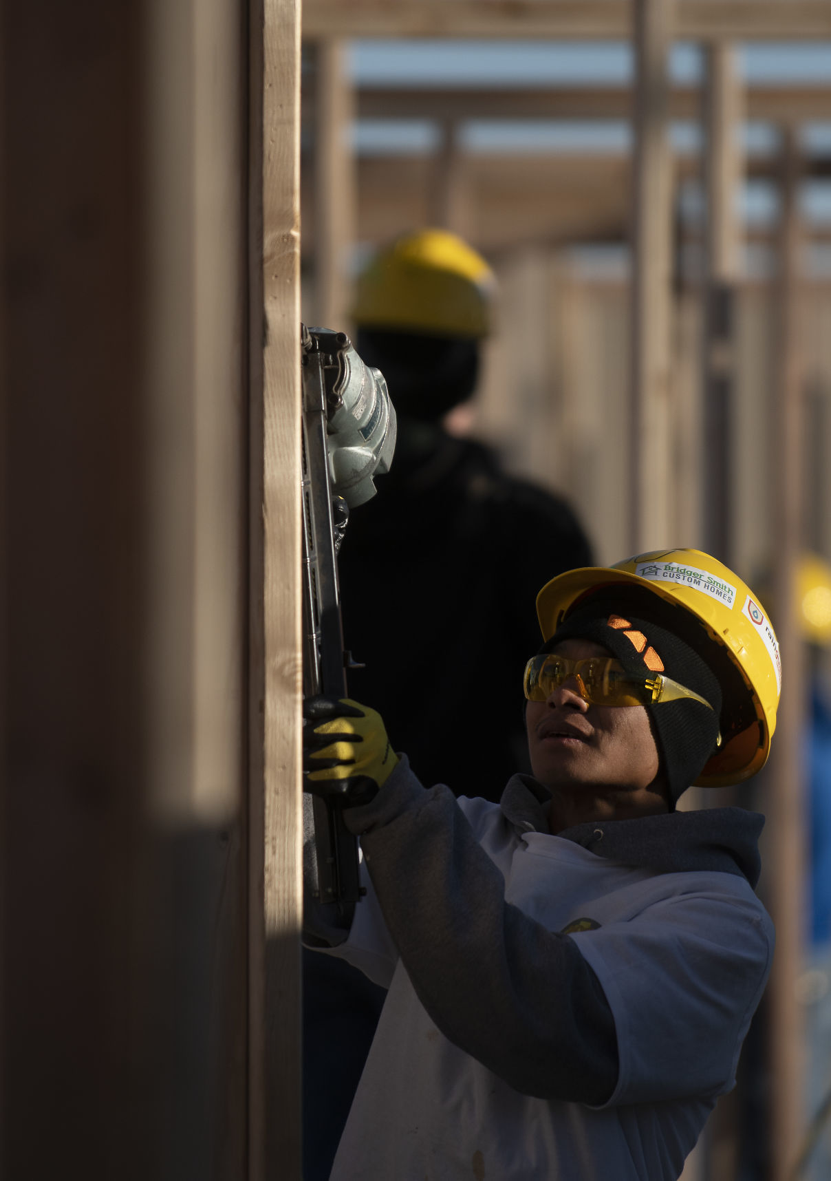 Students build for veterans